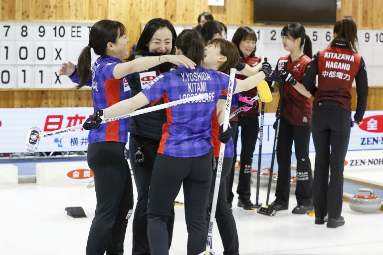 Japan Natl Curling Championships in Hokkaido: Loco Solare wins